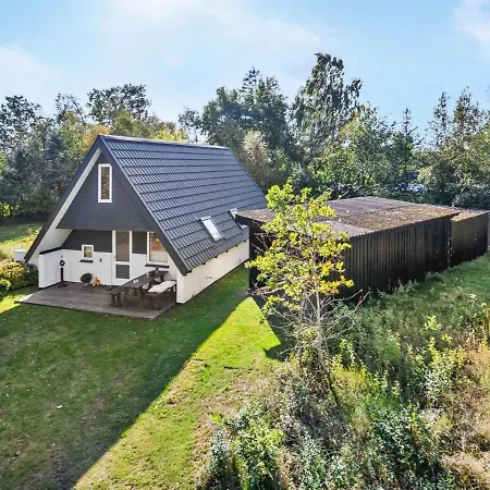Holiday home Indira - 500m From The Sea In Djursland And Mols By Interhome *